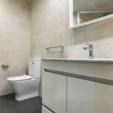 Appartamento Hostourist Fira Plaza Espana 3 Barcellona