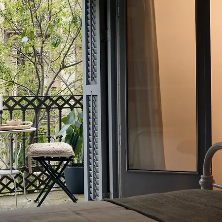 Erawan - One Bedroom In Eixample Apartament