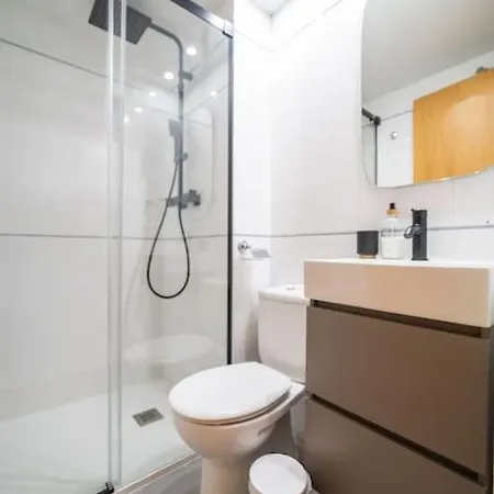 Piso Centrico Cerca De La Playa Con Parquing Apartament *