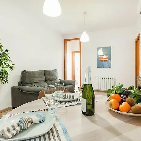 شقة Comfortable 3bd In Poblenou Next To The Only For Families! *