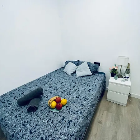 Ronda Sant Pere 5 Bed and breakfast Barcelona
