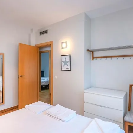 Appartamento 2 Bedroom With Balcony In Eixample 1-1 *