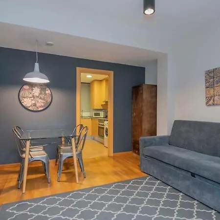 2 Bedroom With Balcony In Eixample 1-1 Appartamento