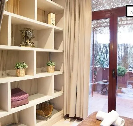 Family Plaza Espana Appartement *