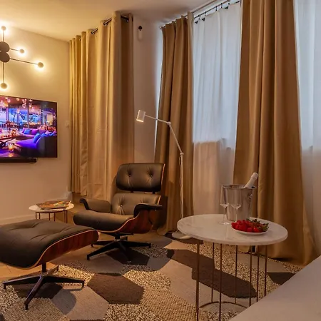 Puerta Privada De Montjuic Apartment *