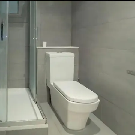 Bonito Apartamento En Zona Centrica De Barcelona