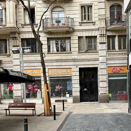 Bonito Apartamento En Zona Centrica De *