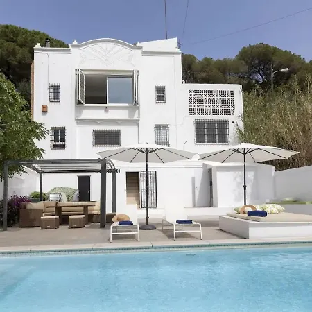 Holiday home Casa Canyet Con Piscina A Un Paso De Barcelona Y La Playa *