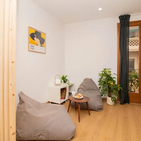 Comfy Cathedral Apartment