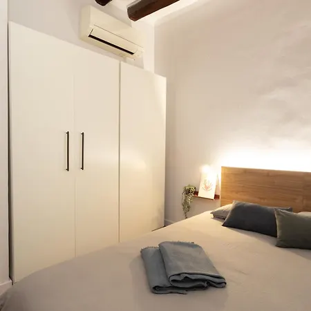 Comfy Cathedral Apartment