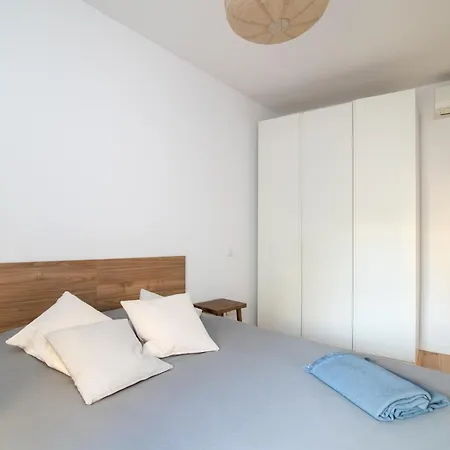 Comfy Cathedral Apartment