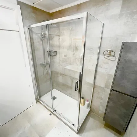 Ronda Sant Pere 5 Bed and breakfast