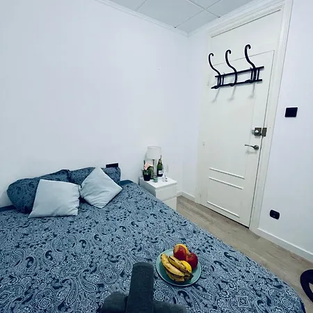 Ronda Sant Pere 5 Bed and breakfast