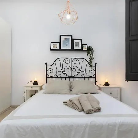 Holiday home Casa Canyet Con Piscina A Un Paso De Barcelona Y La Playa *
