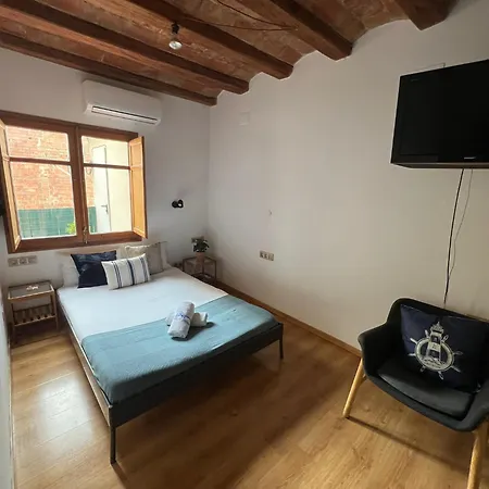 Near Ramblas - Only For Over 32 Days * Barcellona