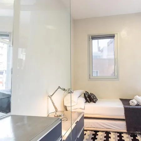 My Space Barelona - Renovated Attic With Two Terrace Apartamento