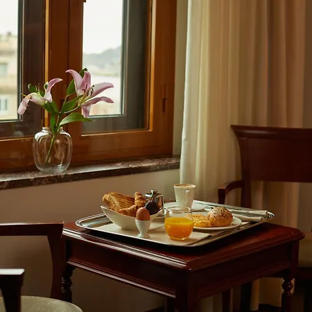 El Avenida Palace 4*