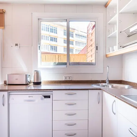 Spacious & Sunny With Terrace In The Center Daire