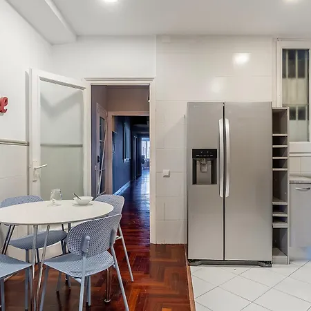 Appartamento Canela Homes Eixample Barcellona