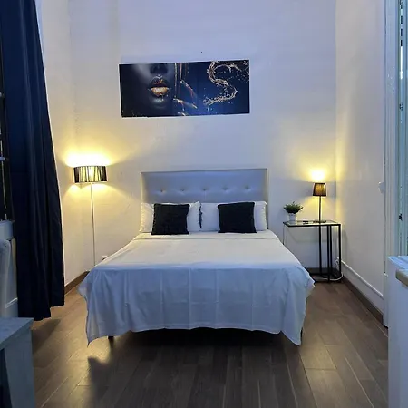 Cozy 招待所 *