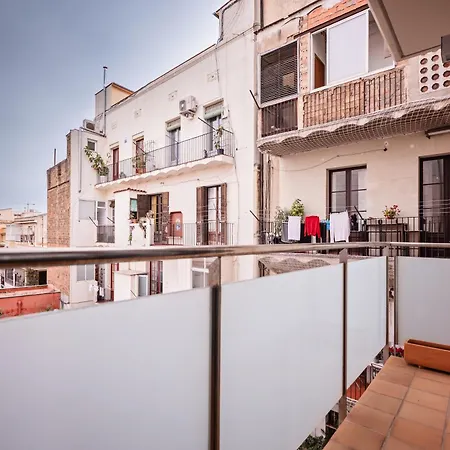 Sweett - Jardinets Apartamento
