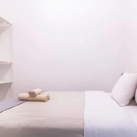 B-garden Bcn Hostel *