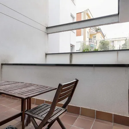 Urban Flats Vallirana *