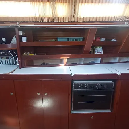 Barcelona Boat Experience Botel *