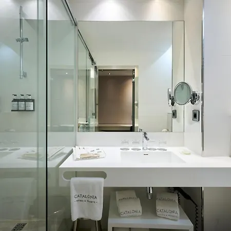 Catalonia Magdalenes Hotel Barcelona