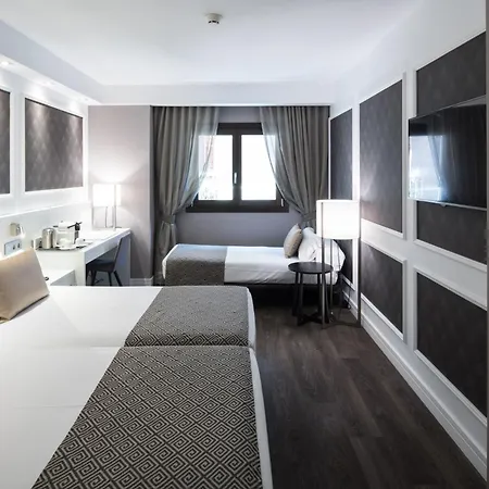 Catalonia Magdalenes Hotel 4*
