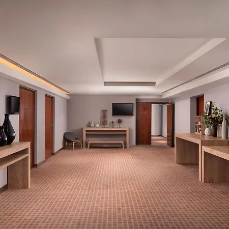 Отель Le Meridien
