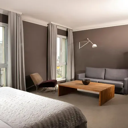 Le Meridien Hotel