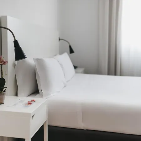 Arenas Atiram Hotel Barcelona