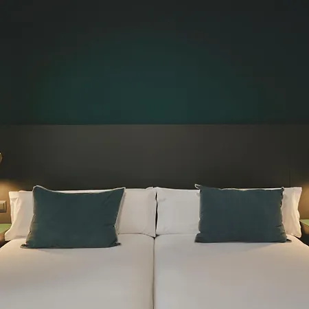 Arenas Atiram Hotel