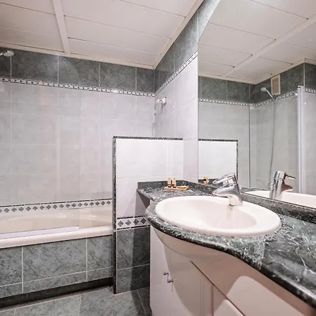 Aparthotel Napols - Abapart 2*