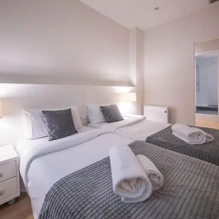 Three Bedroom In Paseo De Gracia Lägenhet Barcelona