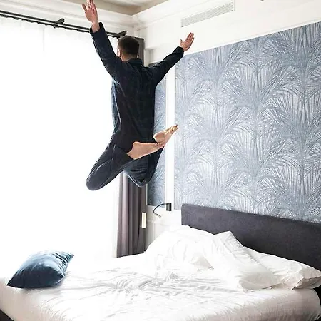 Malda Singular Hotel 3*