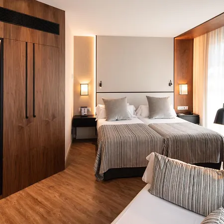 Catalonia Plaza Hotel Barcelona