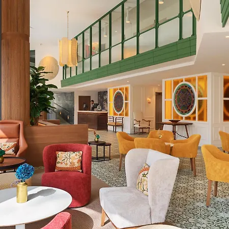 H10 Casanova Hotel