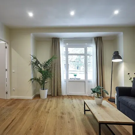 Apartment Bbarcelona Sagrada Familia Flats *