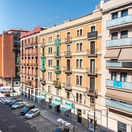 Beautiful Renovated Loft Minutes From The Apartment
