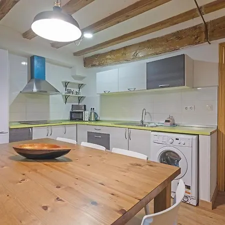 Apartman Ramblas, Comfort In Bcn For 8 Persons