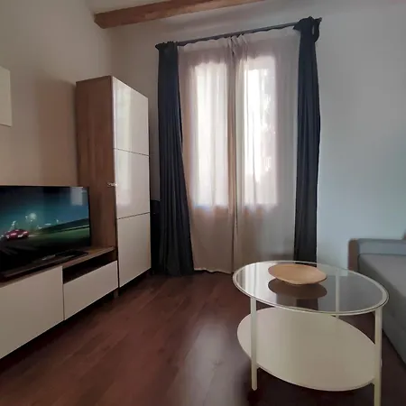 Catalan Comfort Near Sagrada Familia