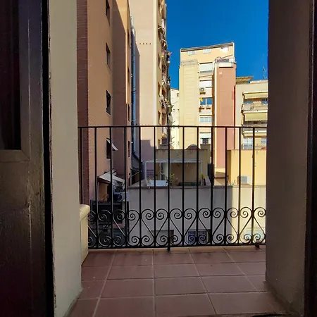 Apartment Catalan Comfort Near Sagrada Familia *