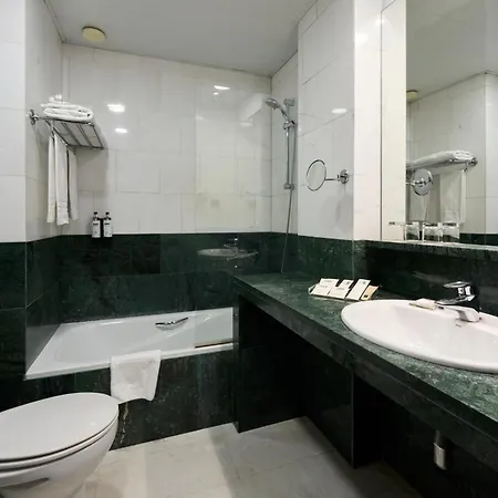 Catalonia Sagrada Familia Hotell 3*