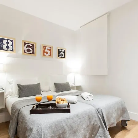 Aspasios Urquinaona Appartement
