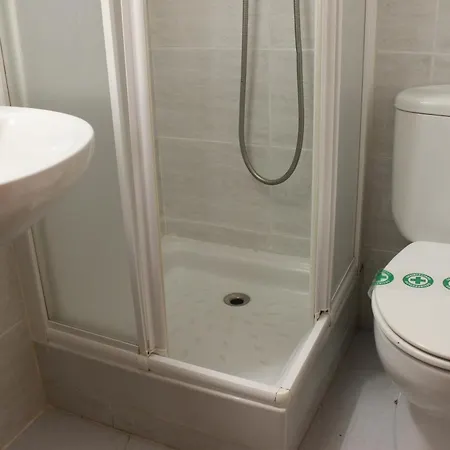 El Jardi Hotel 2*