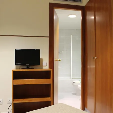 El Jardi Hotel 2*