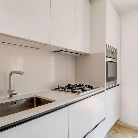 Apartment Poble Sec 3br W Balcony Mountain Views Bcn-109 Barcelona