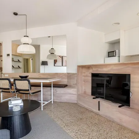 Poble Sec 3br W Balcony Mountain Views Bcn-109